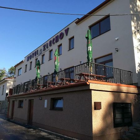 Hotel Zlechov Plumlov Kültér fotó