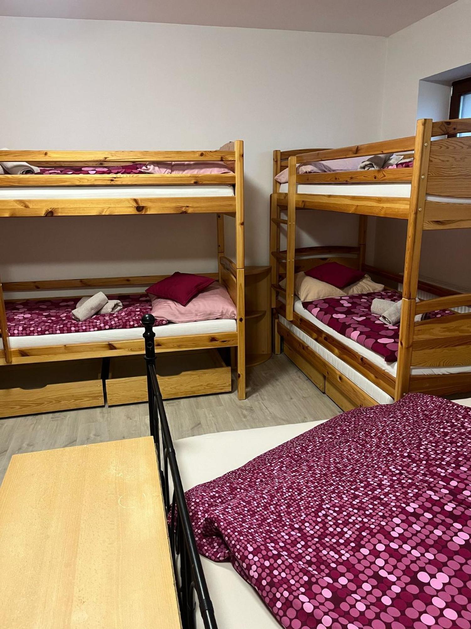 Hotel Zlechov Plumlov Szoba fotó