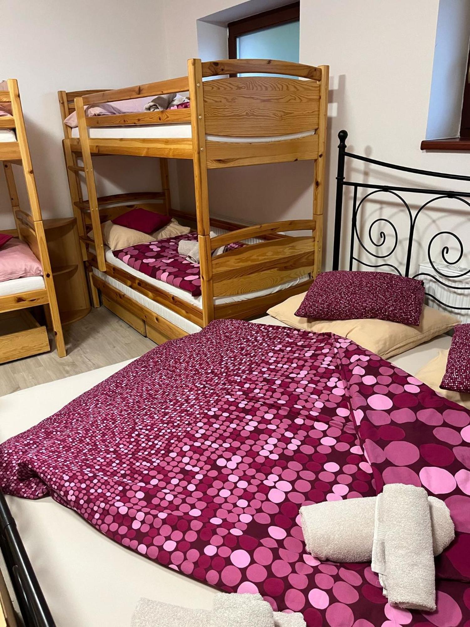 Hotel Zlechov Plumlov Szoba fotó