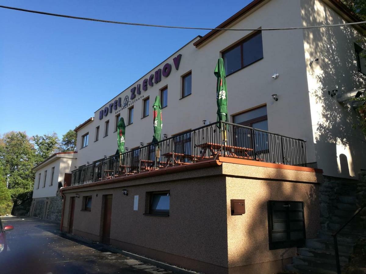 Hotel Zlechov Plumlov Kültér fotó